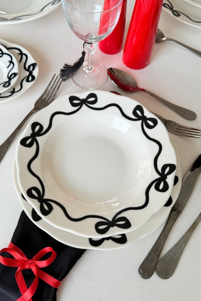 Fiyonk 4 Adet Kırık Beyaz Premium Porselen 23 Cm Çukur Tabak Takımı Siyah Kurdele Desen Yemek Tabağı