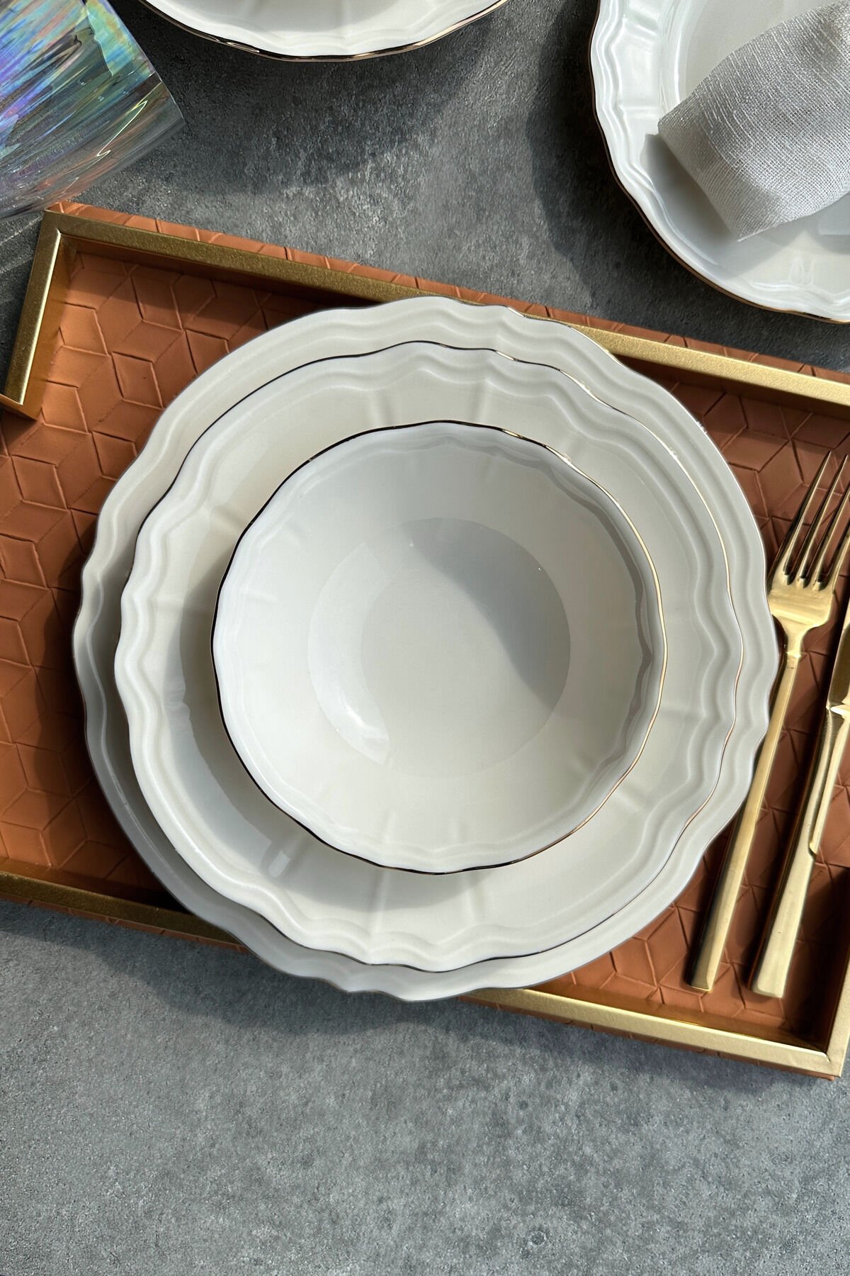 Elegance Perla Gold Krem 24 Parça 6 Kişilik Premium Porselen Yemek Takımı ( Altın Detay )