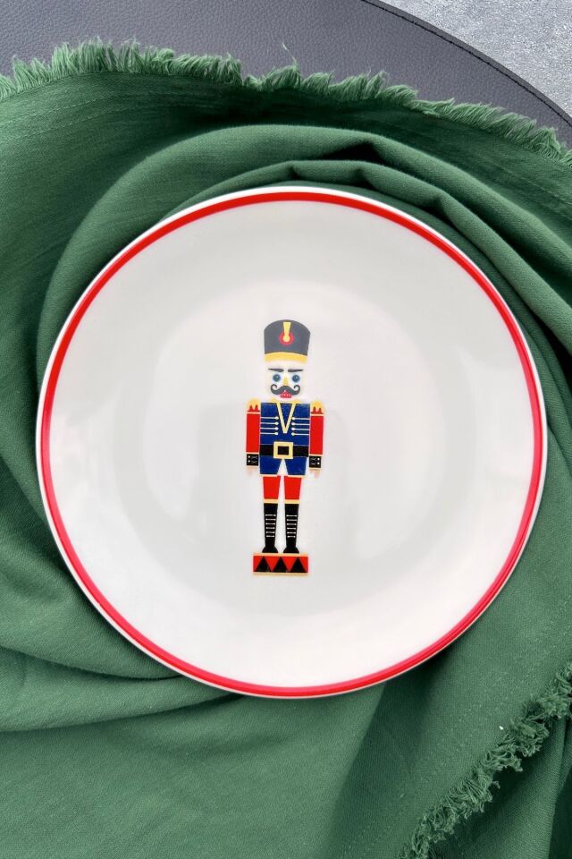 Tin Soldier Premium Porselen 6 kişilik 21 cm Kırmızı Kurşun Asker Pasta Tabağı Takımı