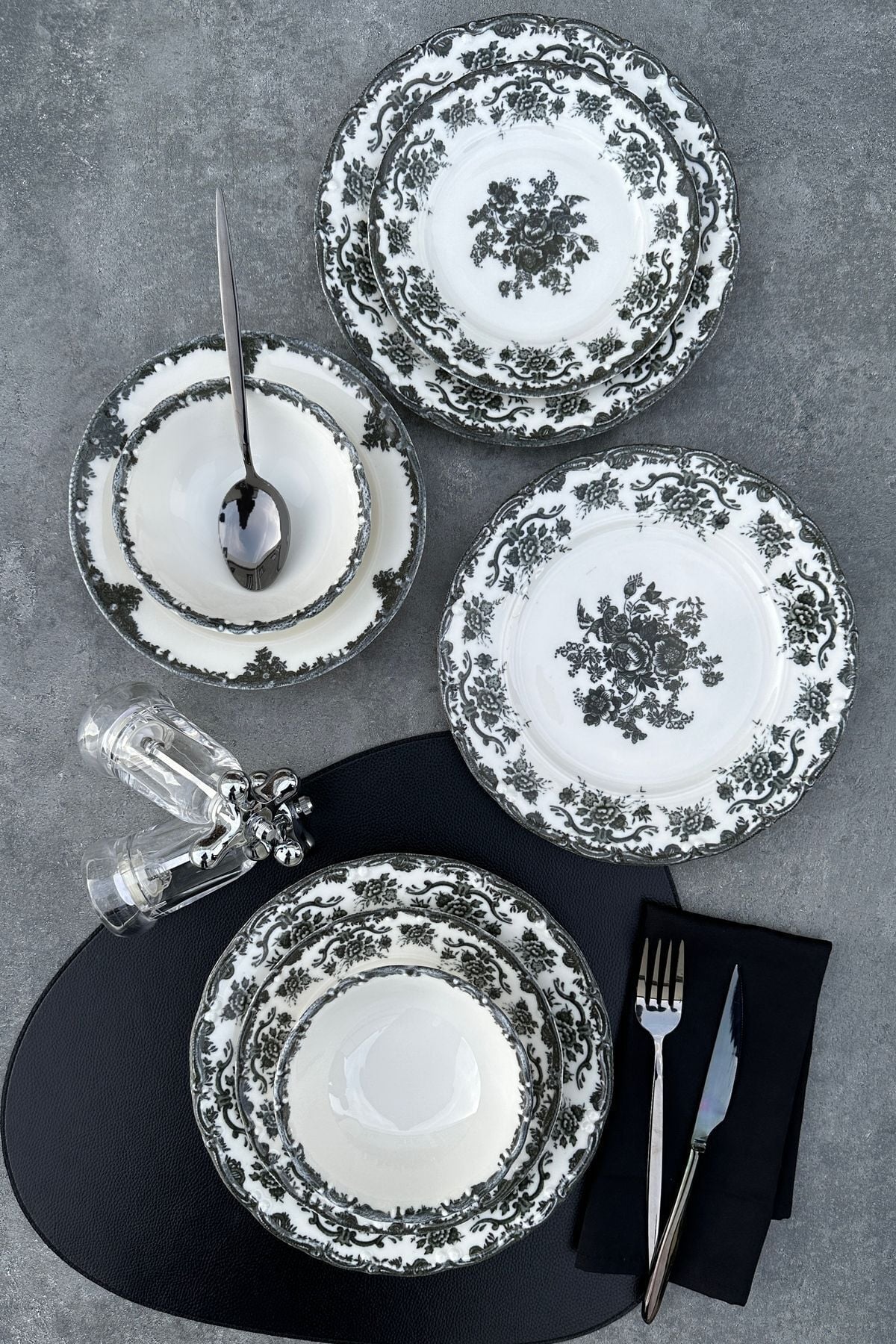 Antique Black 24 Parça 6 Kişilik Premium Porselen Yemek Takımı Siyah