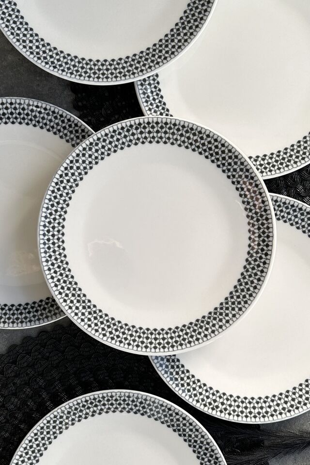 Rodriguez 6 Kişilik 25 Cm Porselen Günlük Siyah Servis Sunum Tabak Takımı