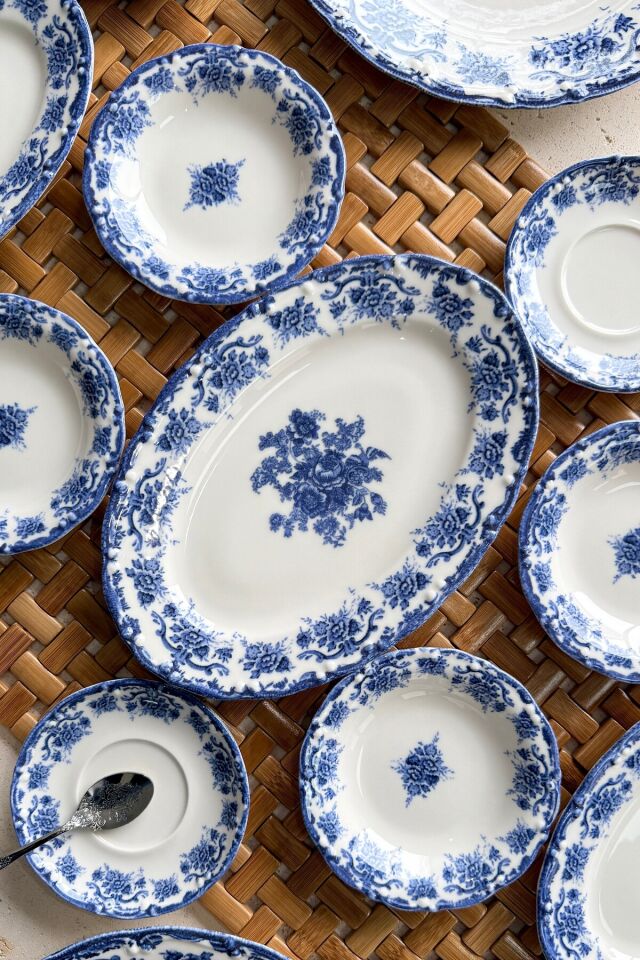 Antique deep azul 19 Parça 6 Kişilik Porselen Kahvaltı Takımı mavi çiçek desenli