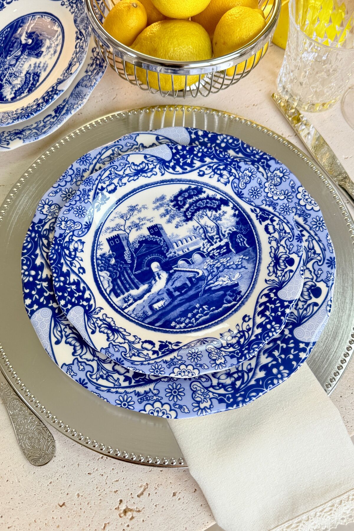 Carbon Blue 6 kişilik 21 cm Özel Tasarım Premium Porselen Pasta Tabağı Takımı Mavi Tablo Desenli