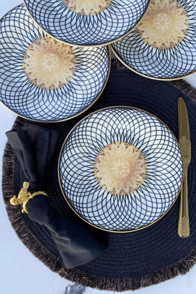 Royal Eskitme Altın Yaldızlı Geometrik 19 Cm 6 Kişilik Porselen Pasta Tabağı Servis Seti
