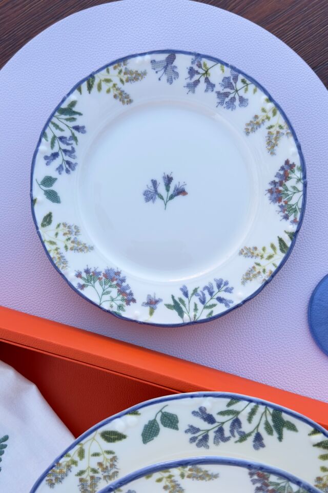 Kanaviçe Lilac 6 kişilik 19 cm Özel Tasarım Premium Porselen Pasta Tabağı Takımı Mor Çiçek Desenli Mor