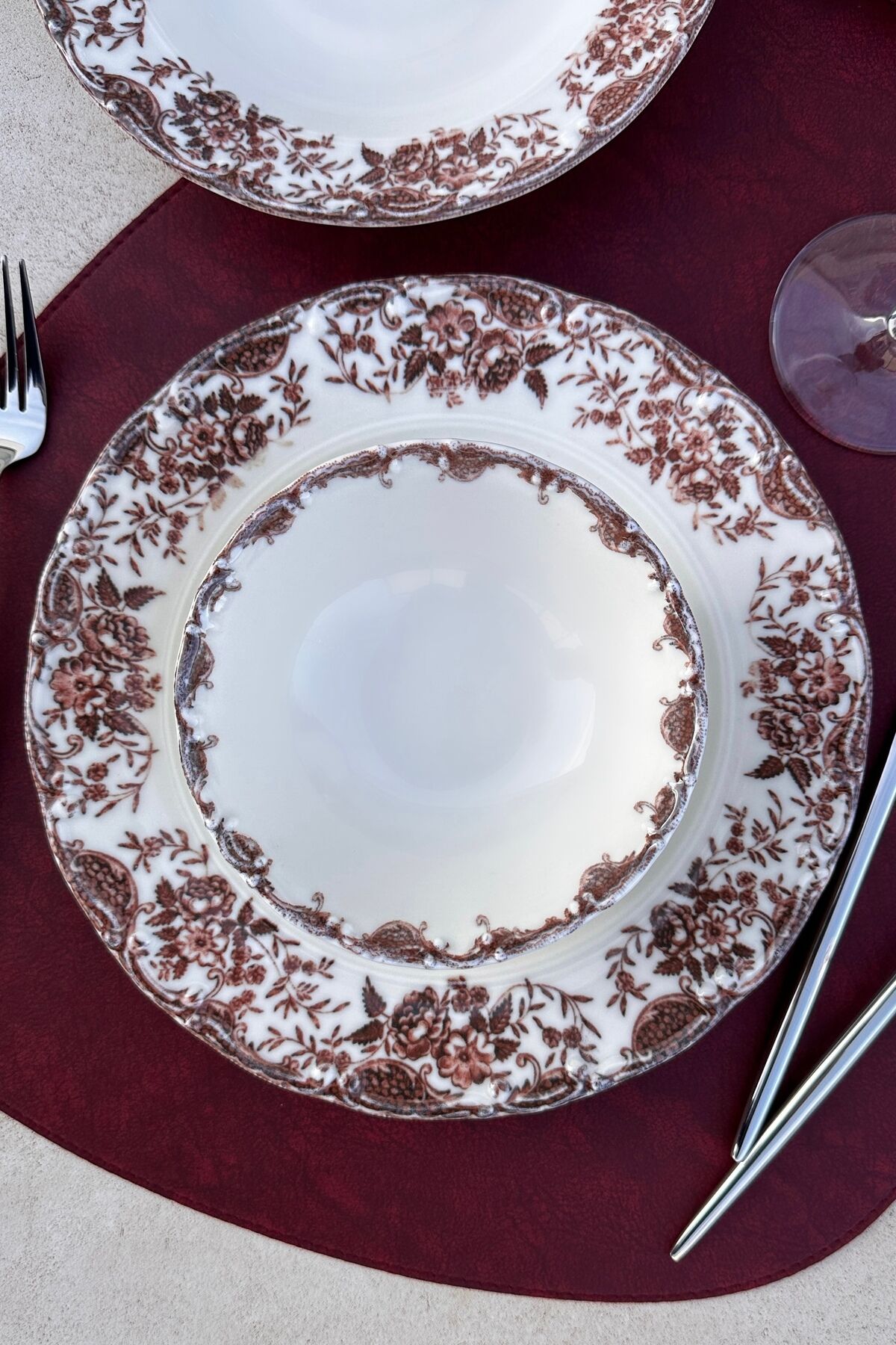 Antique Black 12 Parça 4 Kişilik Premium Porselen Yemek Takımı Siyah Çiçek Desenli Bordo