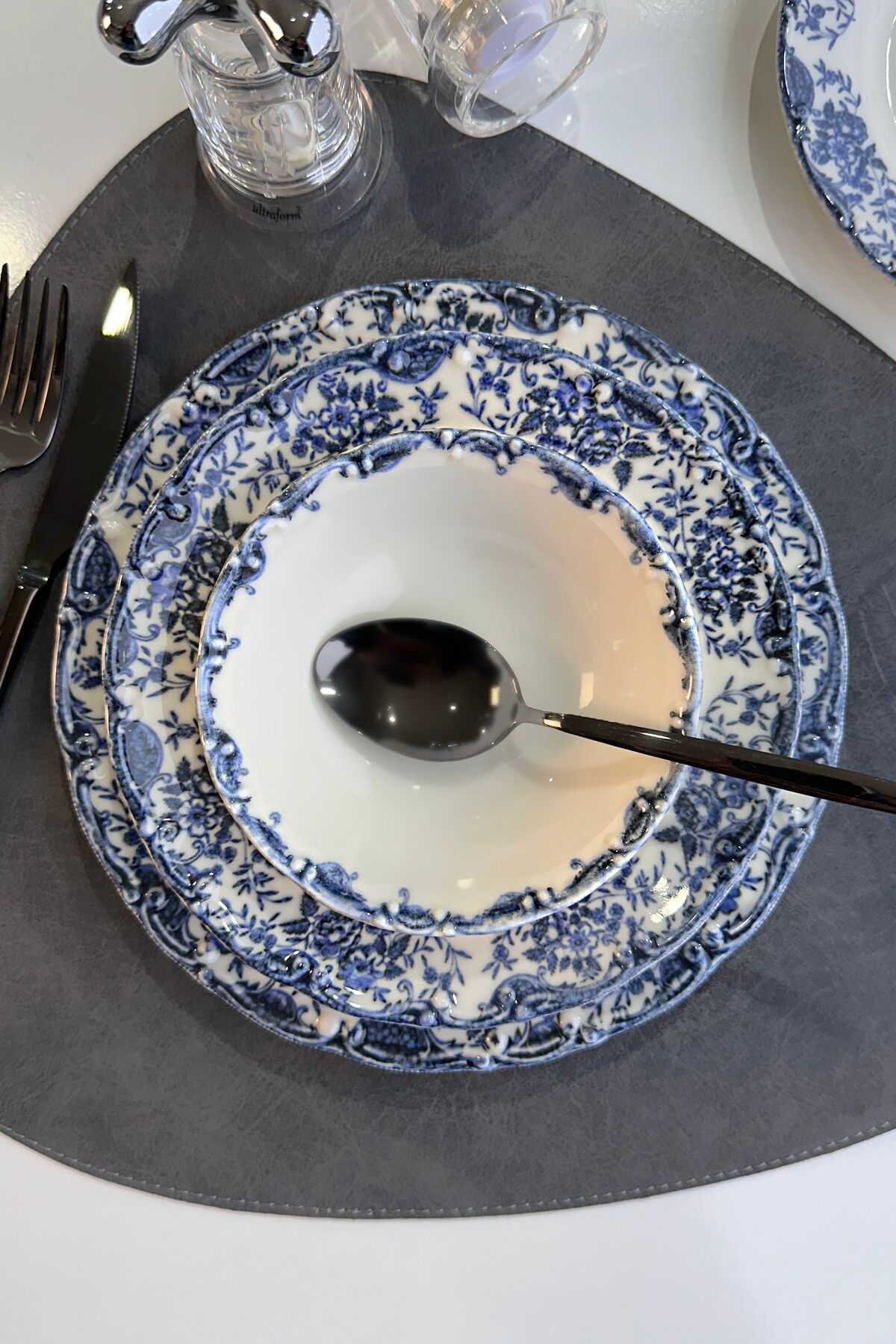 Antique Black 12 Parça 4 Kişilik Premium Porselen Yemek Takımı Siyah Çiçek Desenli Mavi