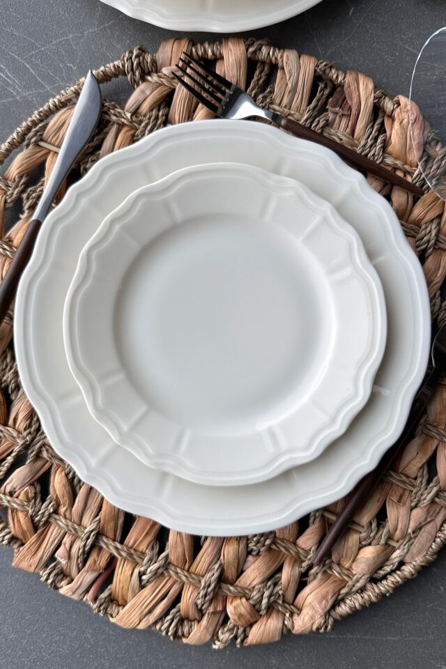 Perla 24 Parça 6 Kişilik Premium Porselen Yemek Takımı Krem Krem