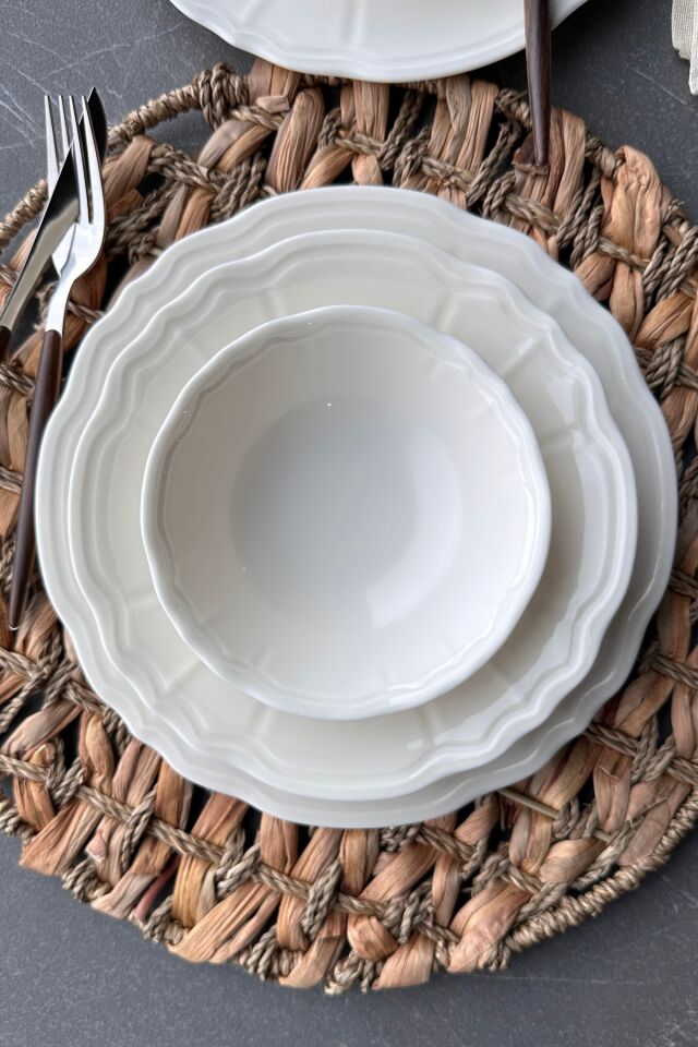 Perla 24 Parça 6 Kişilik Premium Porselen Yemek Takımı Krem Krem