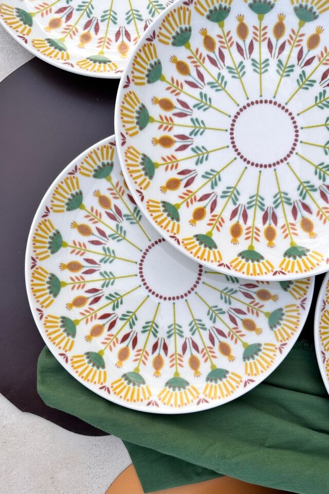 Adelia 6 Kişilik 25 Cm Porselen Günlük Yeşil Turuncu Etnik Geometrik Servis Tabak Takımı YEŞİL